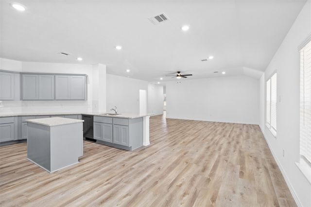 12384 Lake Conroe Hills, Conroe, TX 77318