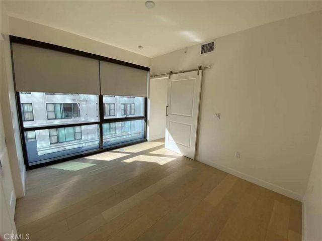 400 S Broadway 505, Los Angeles, CA 90013