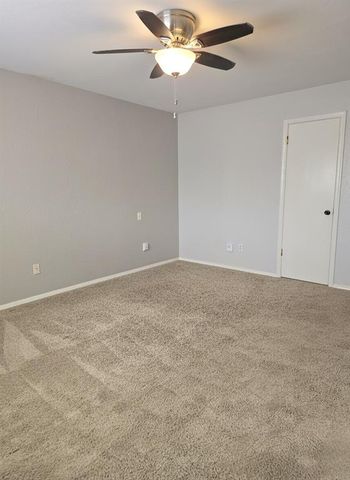 1332 Chimney Hill Road, Yukon, OK 73099