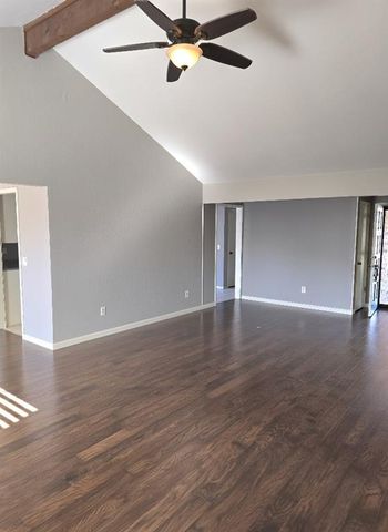 1332 Chimney Hill Road, Yukon, OK 73099