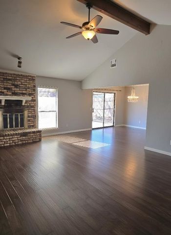 1332 Chimney Hill Road, Yukon, OK 73099