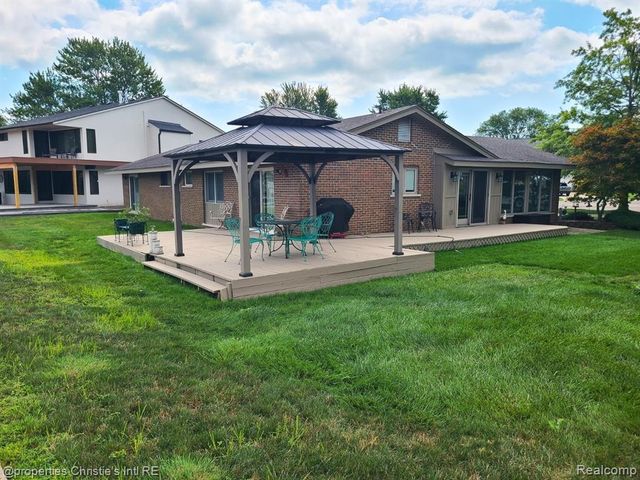 37337 Lakeshore Drive, Harrison Twp, MI 48045