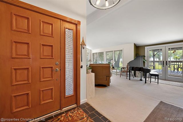 37337 Lakeshore Drive, Harrison Twp, MI 48045