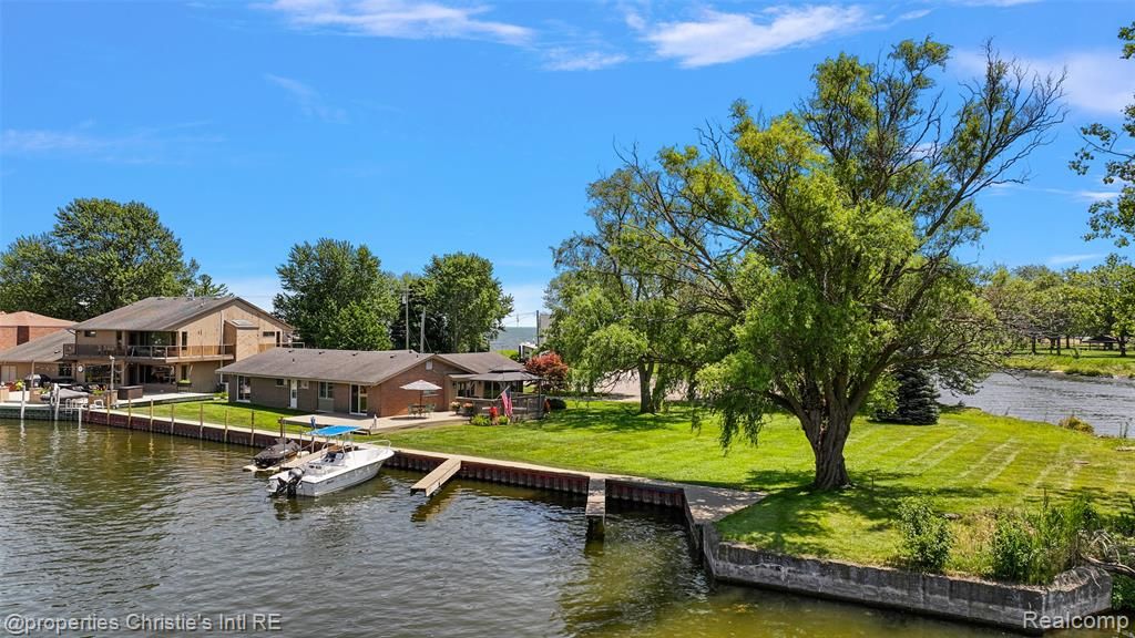 37337 Lakeshore Drive, Harrison Twp, MI 48045