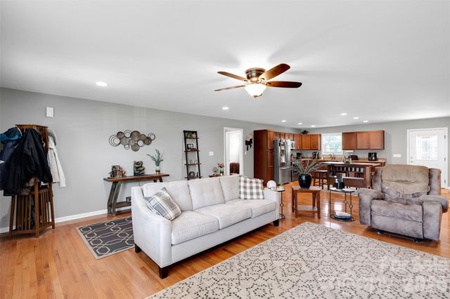 1348 Bryson Creek Drive, Mcconnells, SC 29726