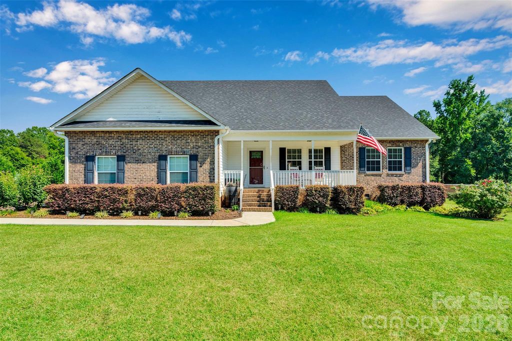 1348 Bryson Creek Drive, Mcconnells, SC 29726