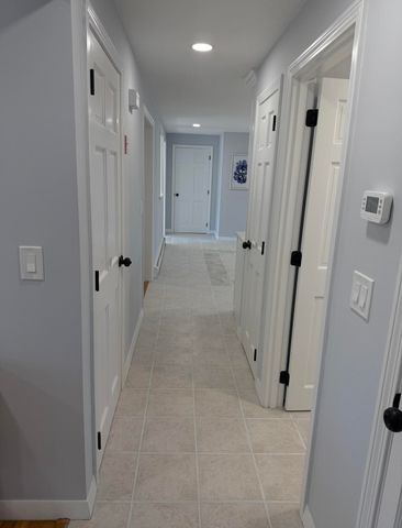 17 Andrew Road, Sagamore Beach, MA 02562