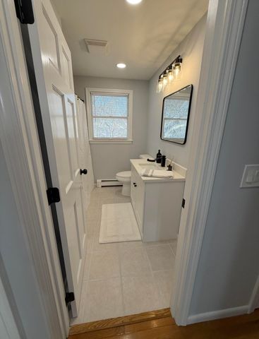 17 Andrew Road, Sagamore Beach, MA 02562