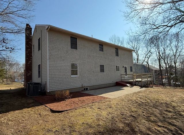 17 Andrew Road, Sagamore Beach, MA 02562