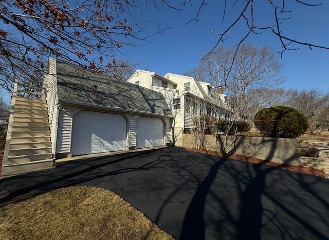 17 Andrew Road, Sagamore Beach, MA 02562