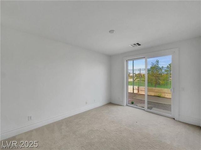 134 Crooked Putter Drive, Las Vegas, NV 89148