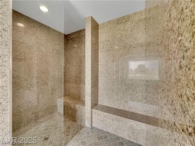 134 Crooked Putter Drive, Las Vegas, NV 89148