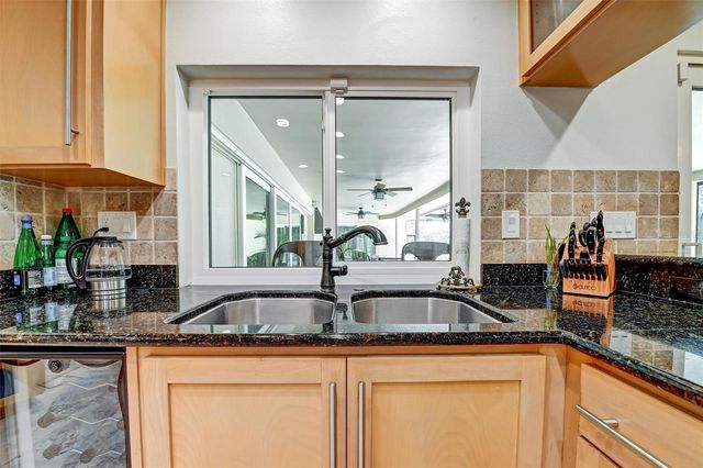 1875 BELLEAIR ROAD, Clearwater, FL 33764