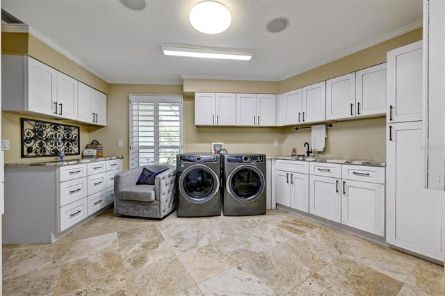 1875 BELLEAIR ROAD, Clearwater, FL 33764