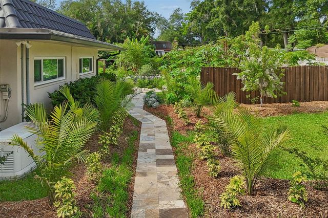 1875 BELLEAIR ROAD, Clearwater, FL 33764