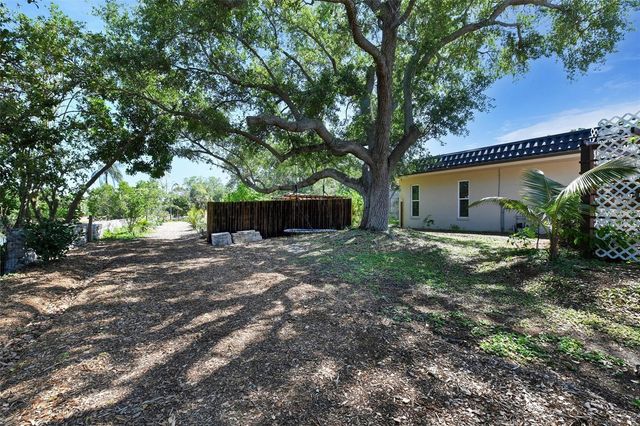 1875 BELLEAIR ROAD, Clearwater, FL 33764