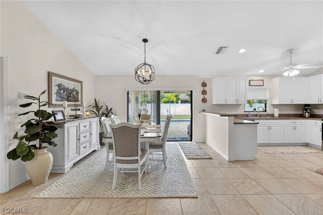 423 NW 7th PL, Cape Coral, FL 33993