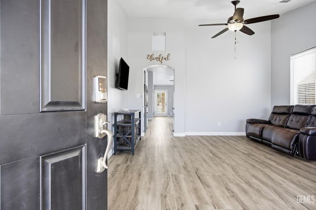 5415 Cherry Creek Lane, Bakersfield, CA 93314