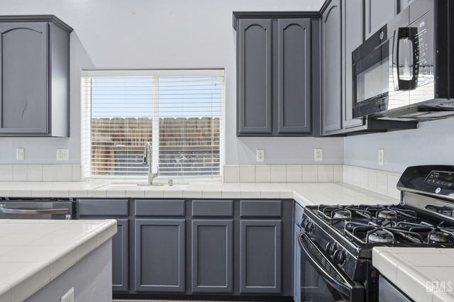 5415 Cherry Creek Lane, Bakersfield, CA 93314