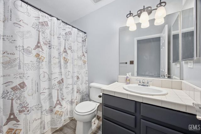 5415 Cherry Creek Lane, Bakersfield, CA 93314