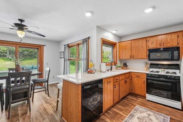1202 Green Tree ROAD, West Bend, WI 53090