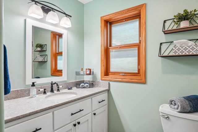 1202 Green Tree ROAD, West Bend, WI 53090