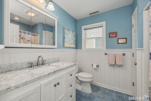 4 Cos Cob Avenue, Greenwich, CT 06807