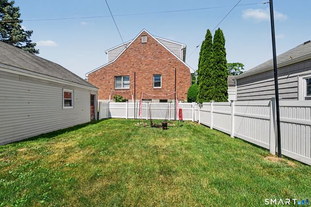 4 Cos Cob Avenue, Greenwich, CT 06807