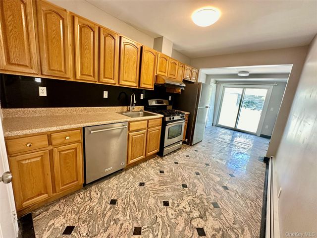 213-49 39th Avenue 1st Fl, Bayside, NY 11361