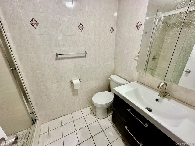 213-49 39th Avenue 1st Fl, Bayside, NY 11361