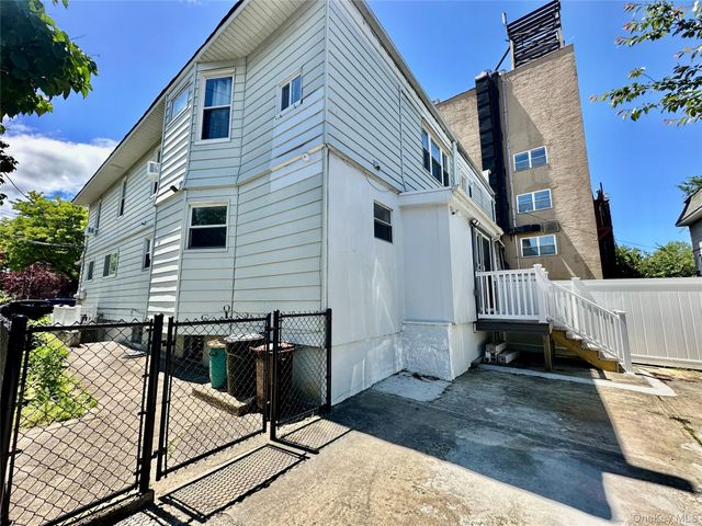 213-49 39th Avenue 1st Fl, Bayside, NY 11361