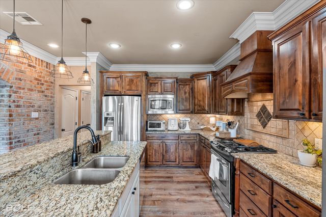 9053 Sundance Lane, Shreveport, LA 71106
