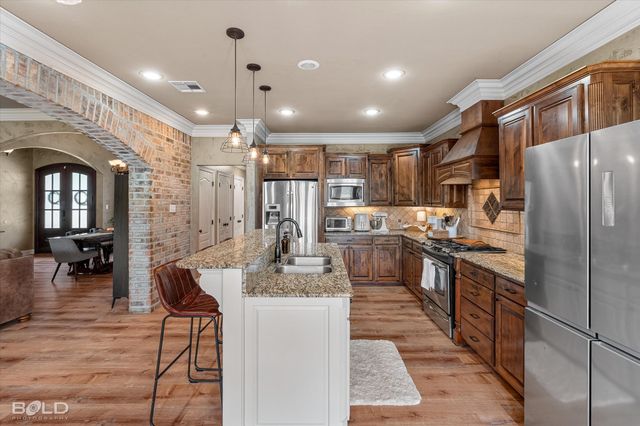 9053 Sundance Lane, Shreveport, LA 71106