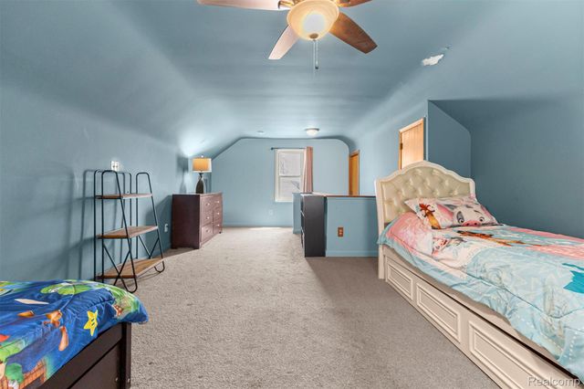 2119 White Avenue, Lincoln Park, MI 48146