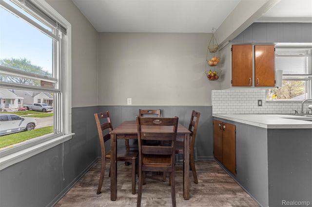 2119 White Avenue, Lincoln Park, MI 48146