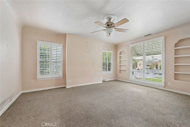 423 Raymond Avenue, Glendale, CA 91201