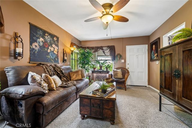 423 Raymond Avenue, Glendale, CA 91201