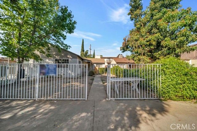 8843 Tilden, Panorama City (los Angeles), CA 91402