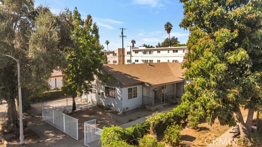 8843 Tilden, Panorama City (los Angeles), CA 91402
