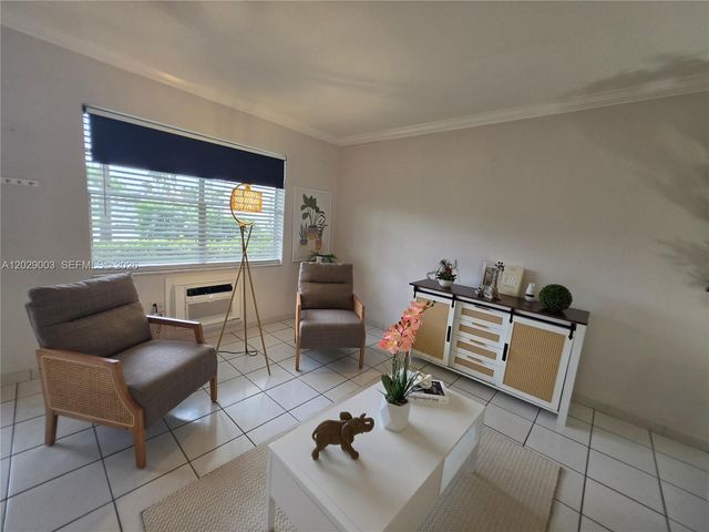 17000 NE 14th Avenue 109, Miami, FL 33162