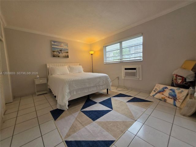 17000 NE 14th Avenue 109, Miami, FL 33162