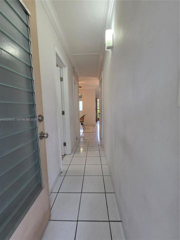 17000 NE 14th Avenue 109, Miami, FL 33162
