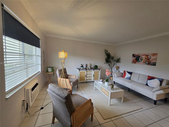 17000 NE 14th Avenue 109, Miami, FL 33162