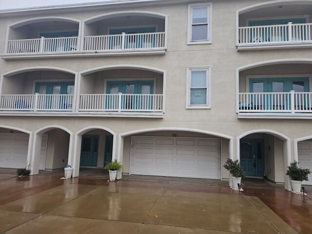 14422 Verdemar Dr 302, Corpus Christi, TX 78418