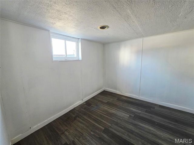 3502 Oscar Avenue, Alton, IL 62002