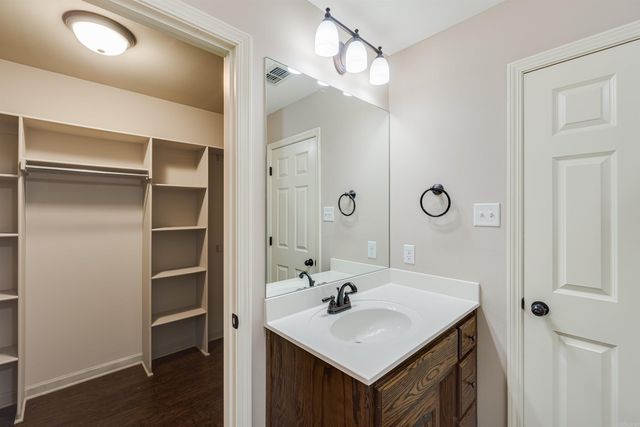 2405 Canterbury Lane, Cabot, AR 72023