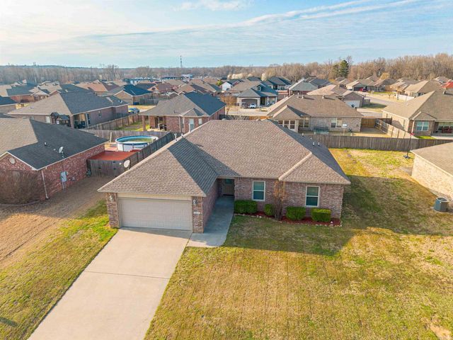 2405 Canterbury Lane, Cabot, AR 72023