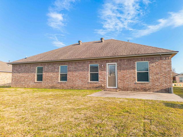 2405 Canterbury Lane, Cabot, AR 72023