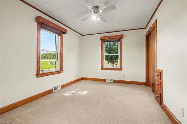1476 US Highway 64 E, Mocksville, NC 27028