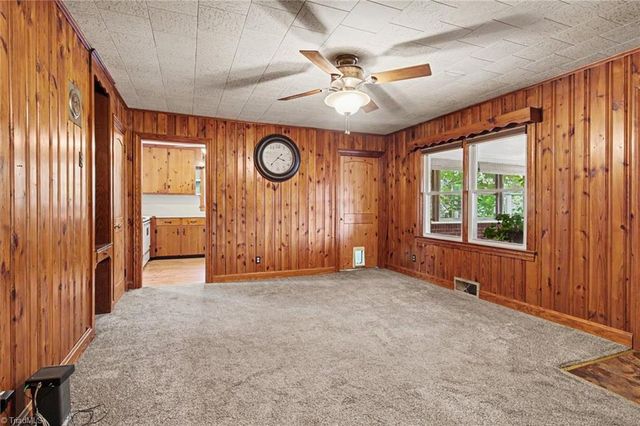 1476 US Highway 64 E, Mocksville, NC 27028